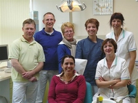 Klik hier voor meer informatie m.b.t. Tandartsenprakrijk Kikkert / Beukers